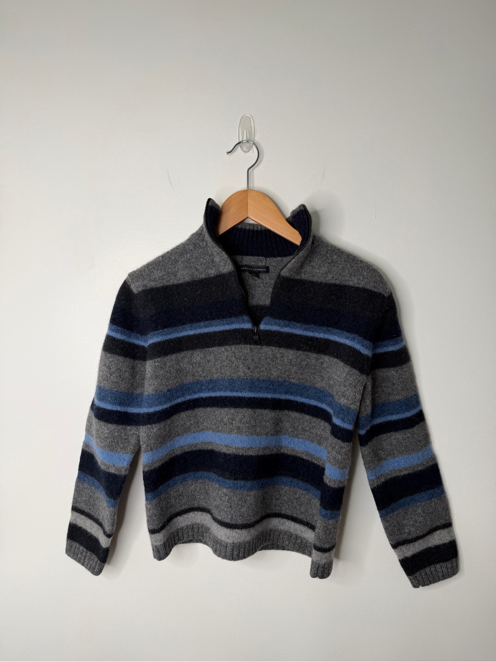 VTG Banana Republic Women’s 100% Wool Blue Striped Quarter Zip Pullover Sweater